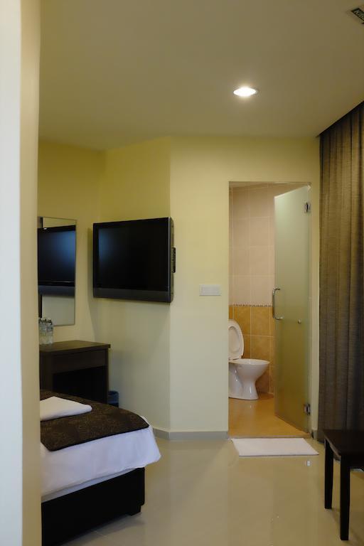 Hotel Safari Two Куала-Лумпур Экстерьер фото