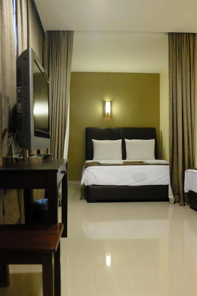 Hotel Safari Two Куала-Лумпур Экстерьер фото
