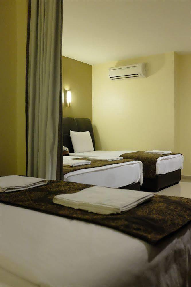Hotel Safari Two Куала-Лумпур Экстерьер фото